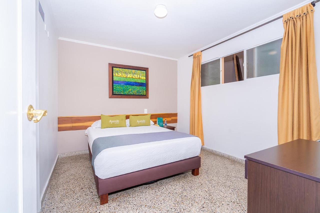 Hotel Oasis Rionegro Exterior photo
