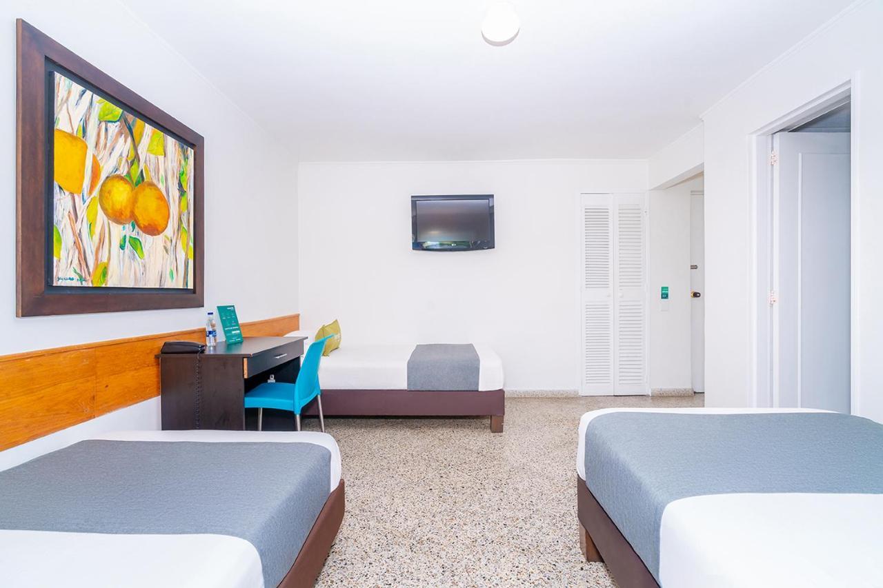 Hotel Oasis Rionegro Exterior photo