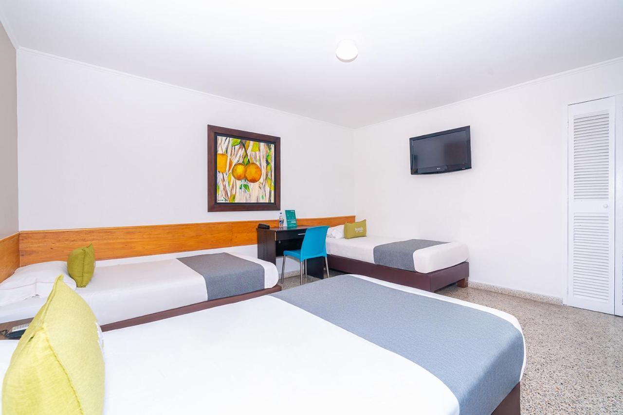Hotel Oasis Rionegro Exterior photo